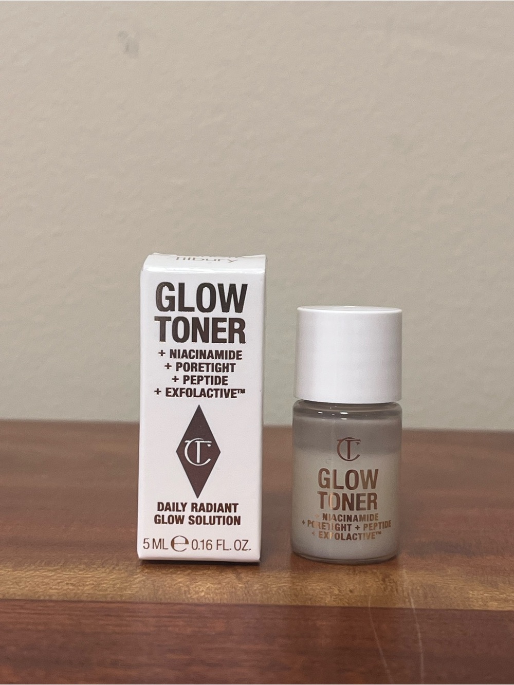 Charlotte Tilbury Glow toner travel size